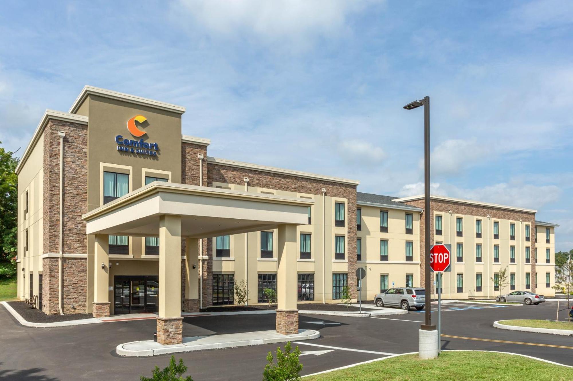 Comfort Inn & Suites Gap Amish Country Экстерьер фото