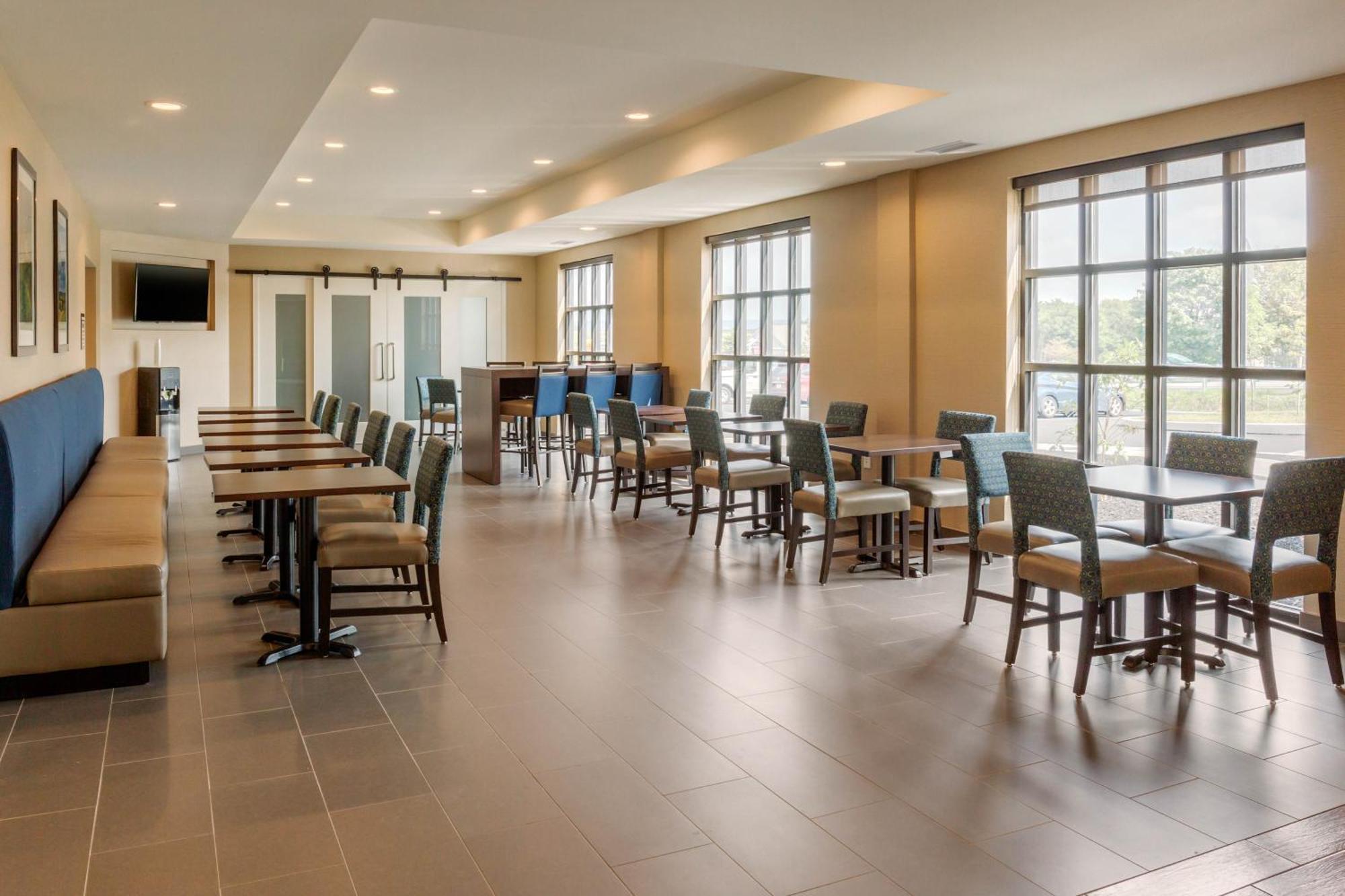 Comfort Inn & Suites Gap Amish Country Экстерьер фото