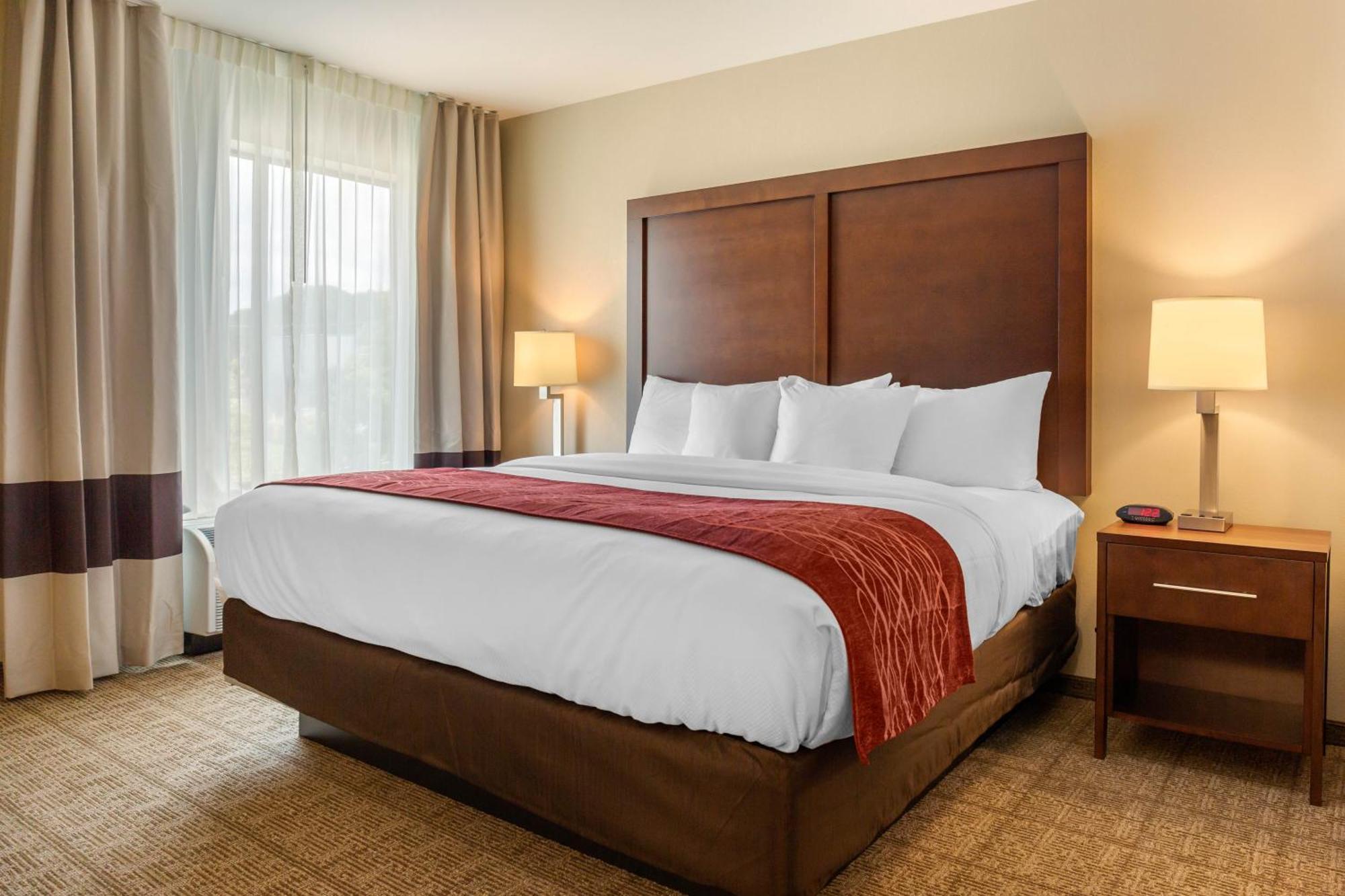 Comfort Inn & Suites Gap Amish Country Экстерьер фото