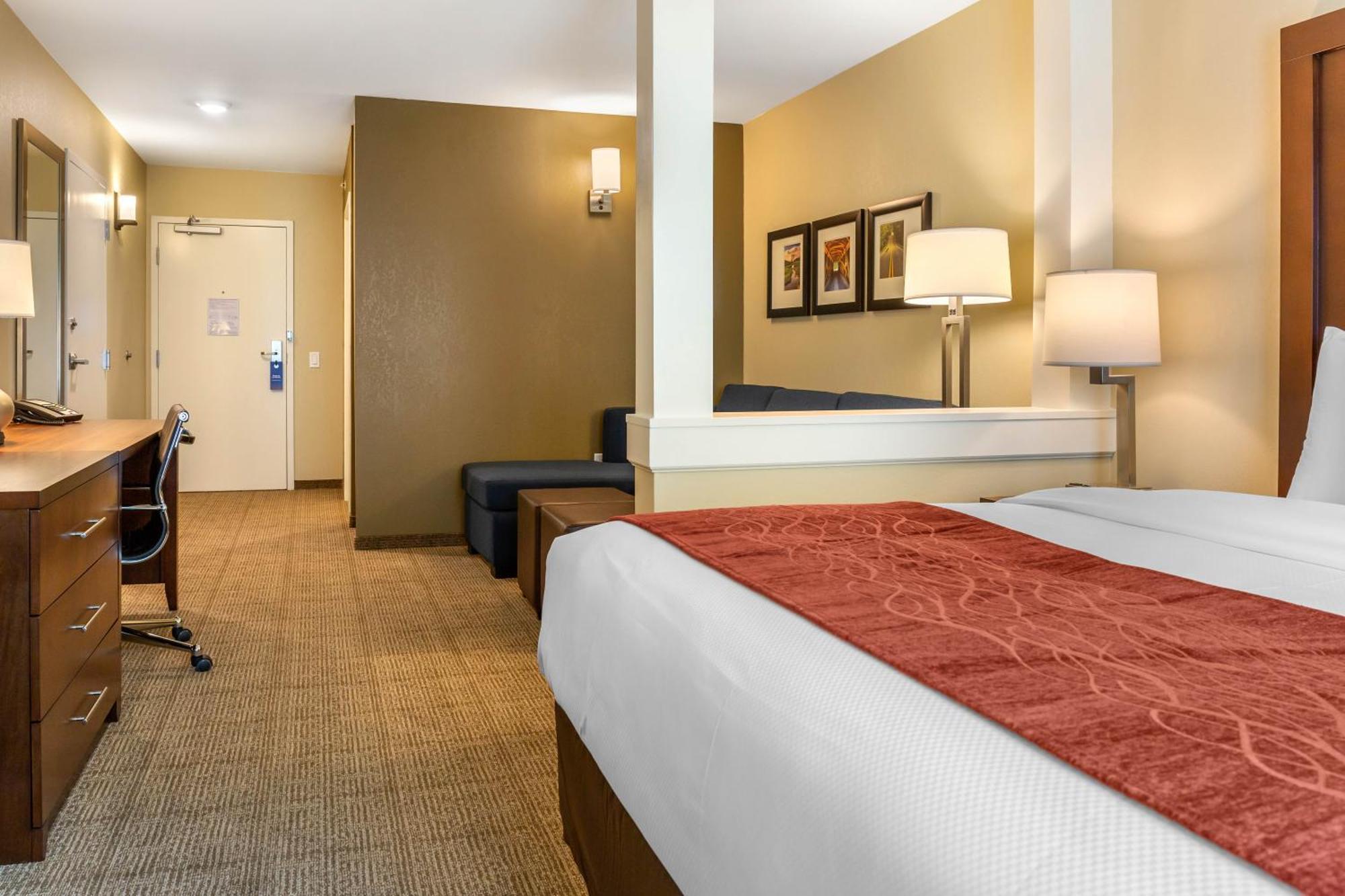 Comfort Inn & Suites Gap Amish Country Экстерьер фото