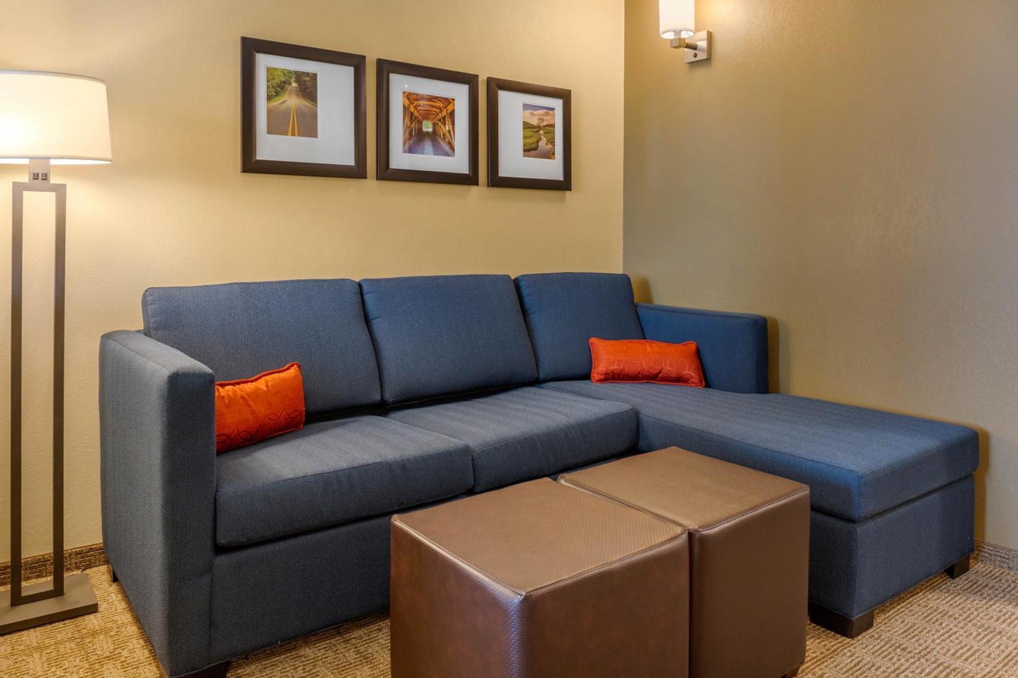 Comfort Inn & Suites Gap Amish Country Экстерьер фото