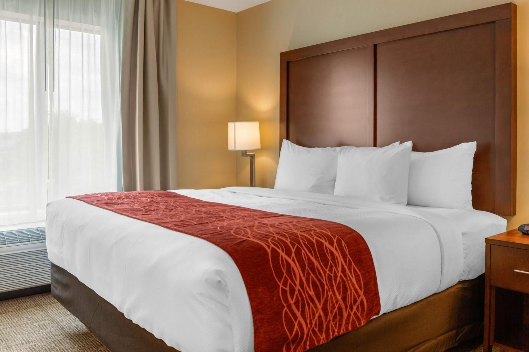 Comfort Inn & Suites Gap Amish Country Экстерьер фото