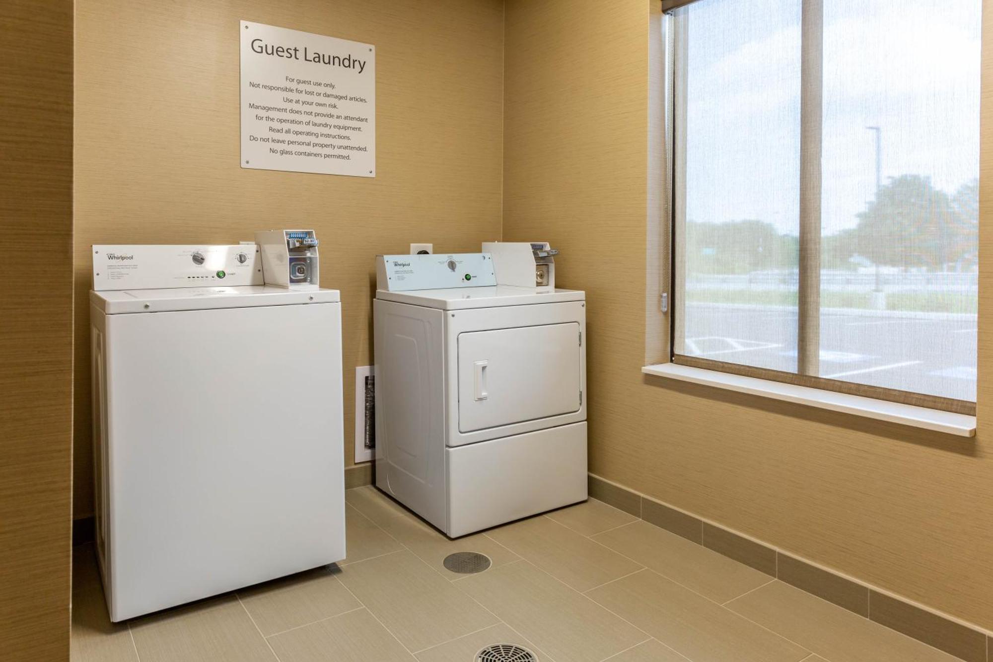Comfort Inn & Suites Gap Amish Country Экстерьер фото